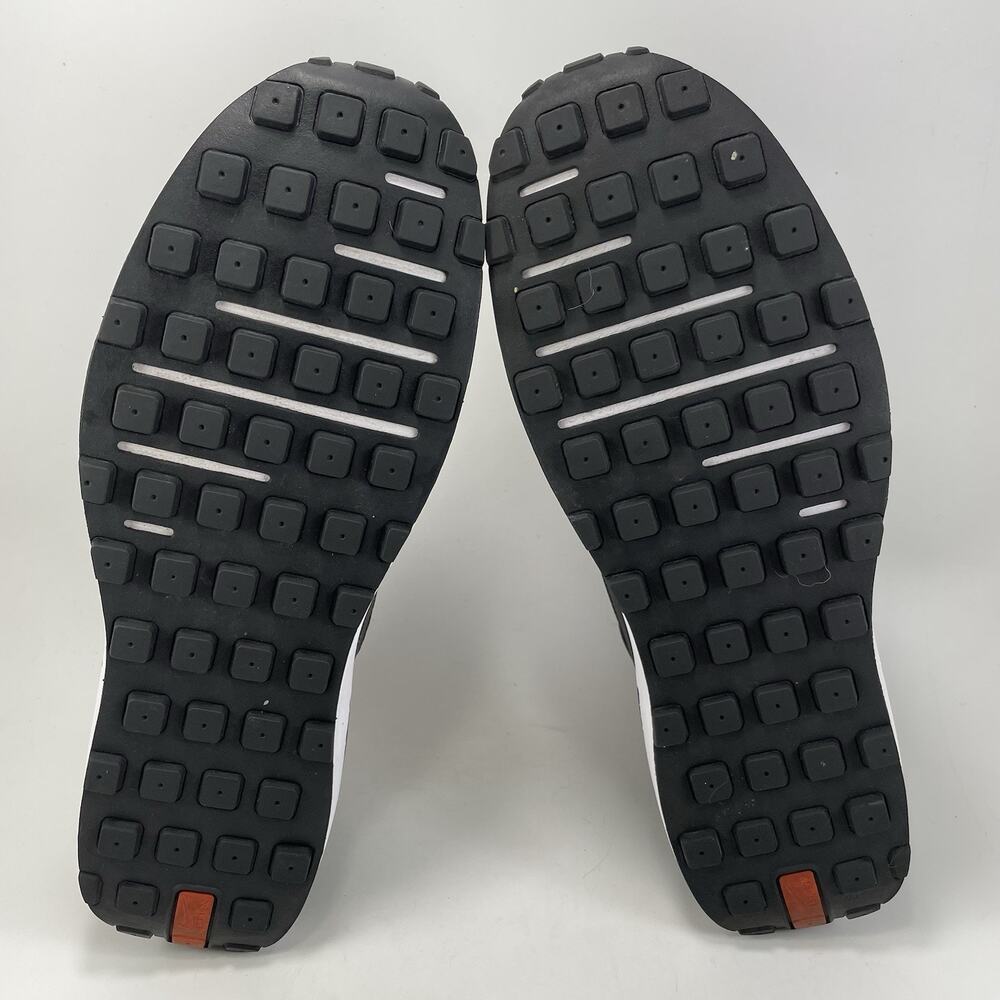 Nike Waffle One DA7995-001 Casual Sneakers Mens Size 13 Black White Athletic - Picture 8 of 9